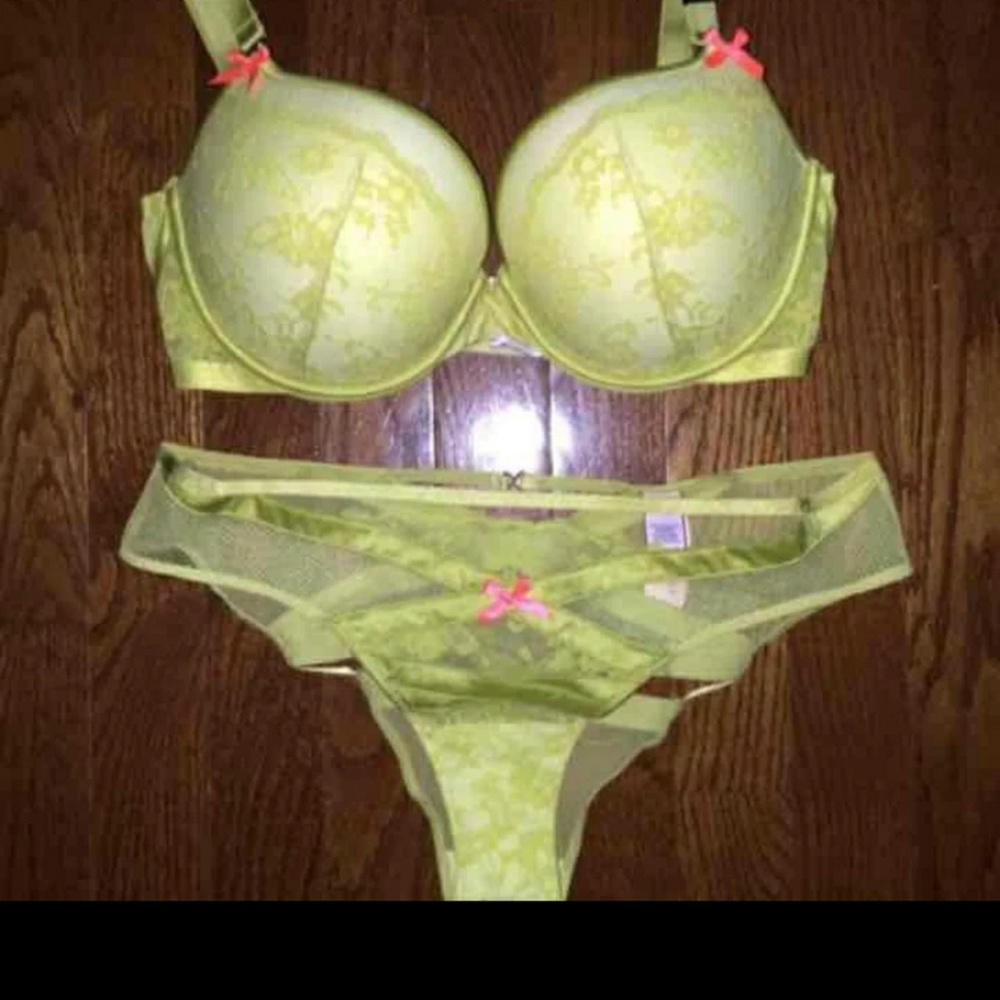 COPY - VS Very Sexy set